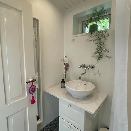 Haveannex Med Orangeri Holiday home